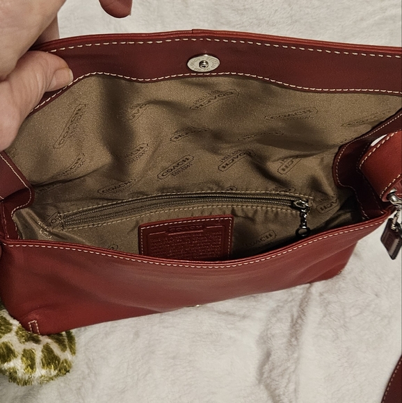 Coach legacy Red Flap convertible leather vintage crossbody #9848 - Picture 2 of 8